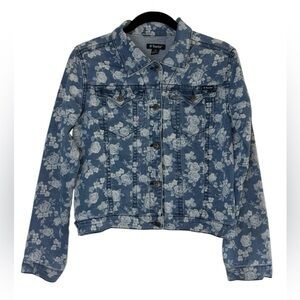 😍 Tractor Light Blue Floral Denim Jacket